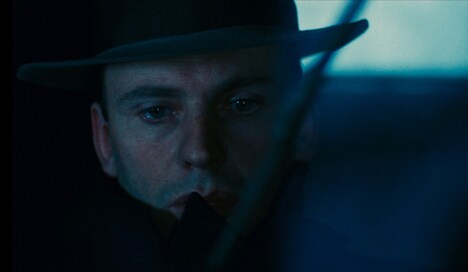 「暗殺の森」場面写真