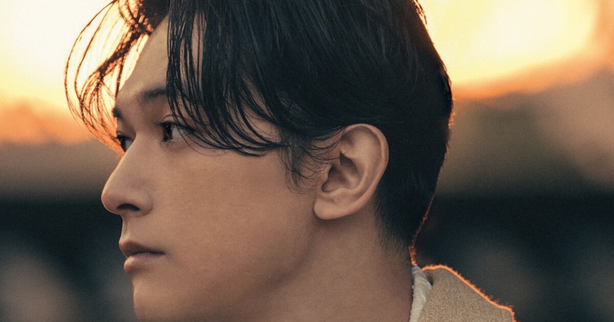 吉沢亮のデビュー15周年記念写真集発売、スペシャルBOX版にはフォトT 