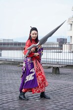 黒川芽以扮するラエンジョ。