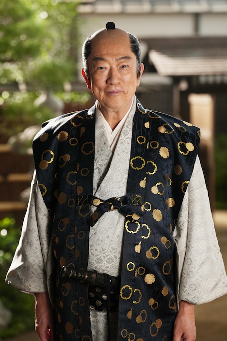 根岸肥前守鎮衛役の坂東彌十郎。