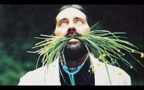 「ラウダー・ザン・ユー・シンク ギャリー・ヤングとペイヴメントの物語」場面写真