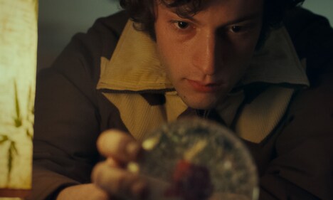 「ホールドオーバーズ 置いてけぼりのホリディ」場面写真