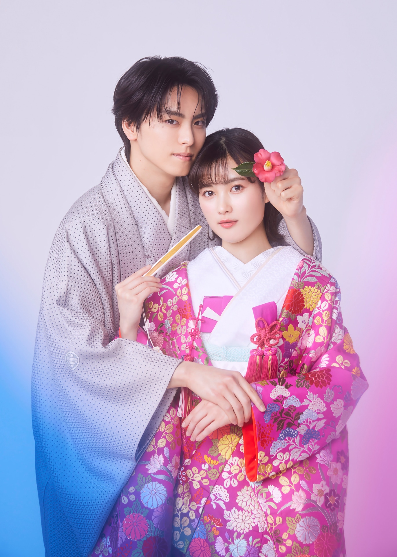左から染谷雪斗役の高野洸、鶴岡依音役の井頭愛海。