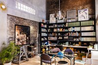 Netflix映画「シティーハンター」のセット。