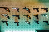 Netflix映画「シティーハンター」の小道具。