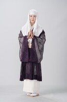 坂本冬美演じる桜蓮尼。