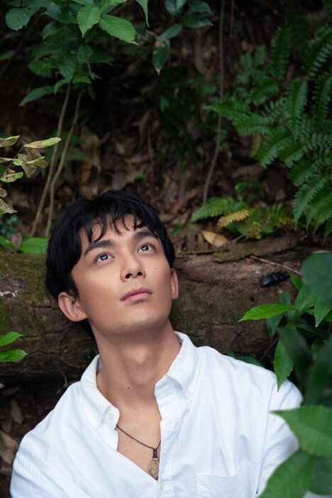 「西湖畔に生きる」より、ウー・レイ（呉磊）演じるムーリエン。