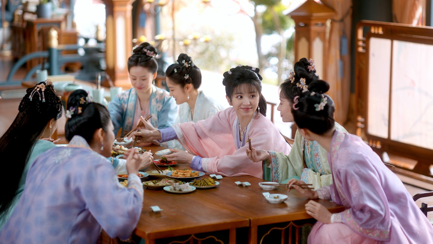 中国ドラマ「卿卿日常～宮廷を彩る幸せレシピ～」場面写真
