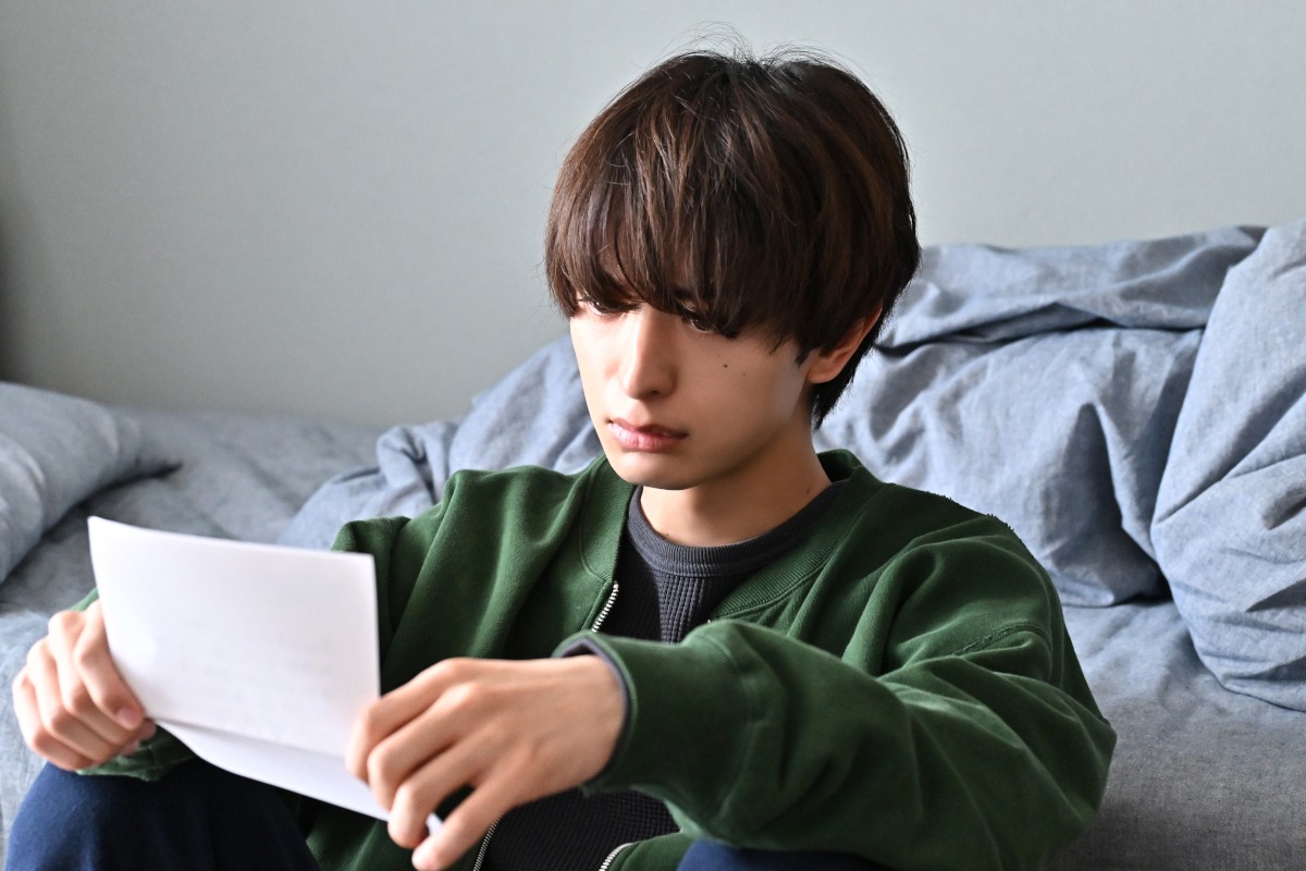 片桐京介役の木村慧人。