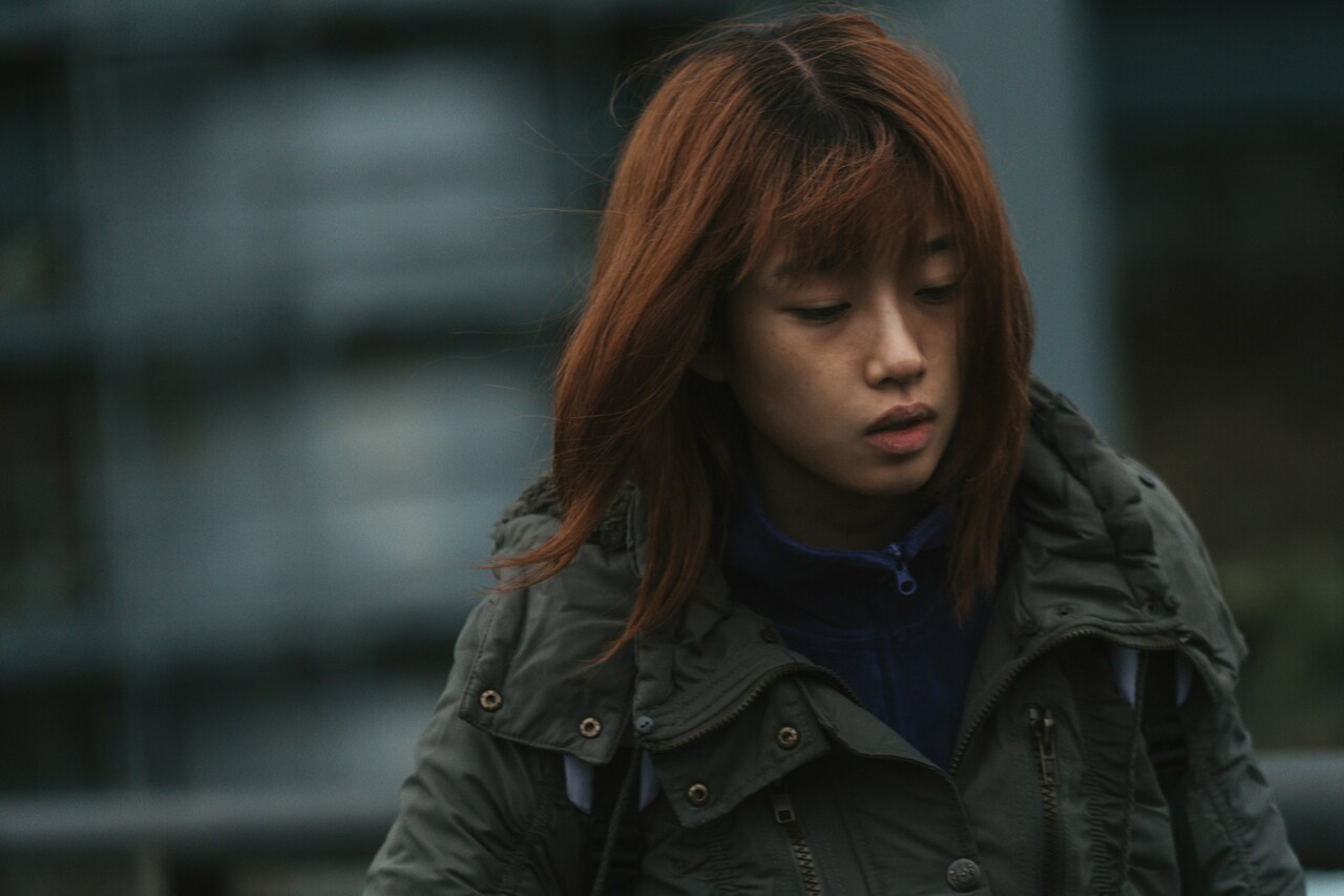 「彼女の人生を、自分が生き直す」河合優実が多彩な表情見せる「あんのこと」新写真