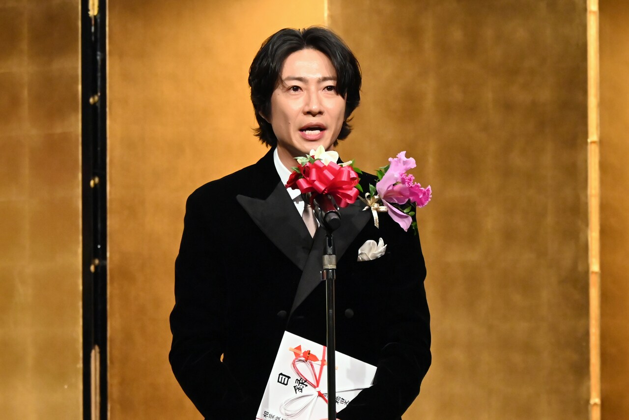 相葉雅紀が橋田賞を受賞「これからはベストジーニスト賞とともに胸を張りたい」