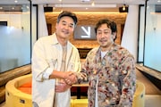 イ・ジェギュ(左)と森井輝(右)。