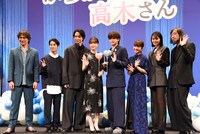 「からかい上手の高木さん」完成披露舞台挨拶の様子。