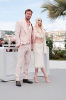 左からクリス・ヘムズワース、アニャ・テイラー＝ジョイ。(c)Kazuko Wakayama