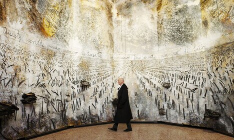 「アンゼルム “傷ついた世界”の芸術家」場面写真