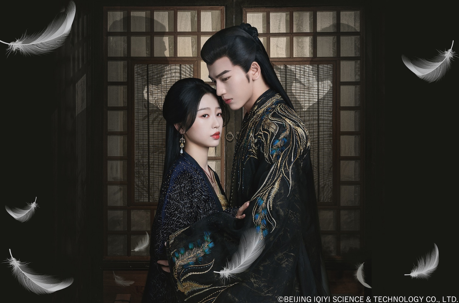 中国ドラマ「雲之羽 ～揺らめく愛、刹那の二人～」より、左からユー・シューシン（虞書欣）演じる雲為衫、ジャン・リンホー（張凌赫）演じる宮子羽。