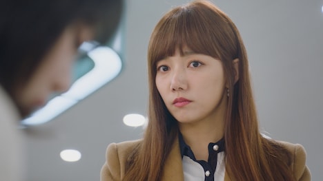 韓国ドラマ「裏切りの花束をあなたに」第1話より。