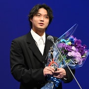「月」磯村勇斗が批評家大賞の助演男優賞に、「映画作りはやめられない」
