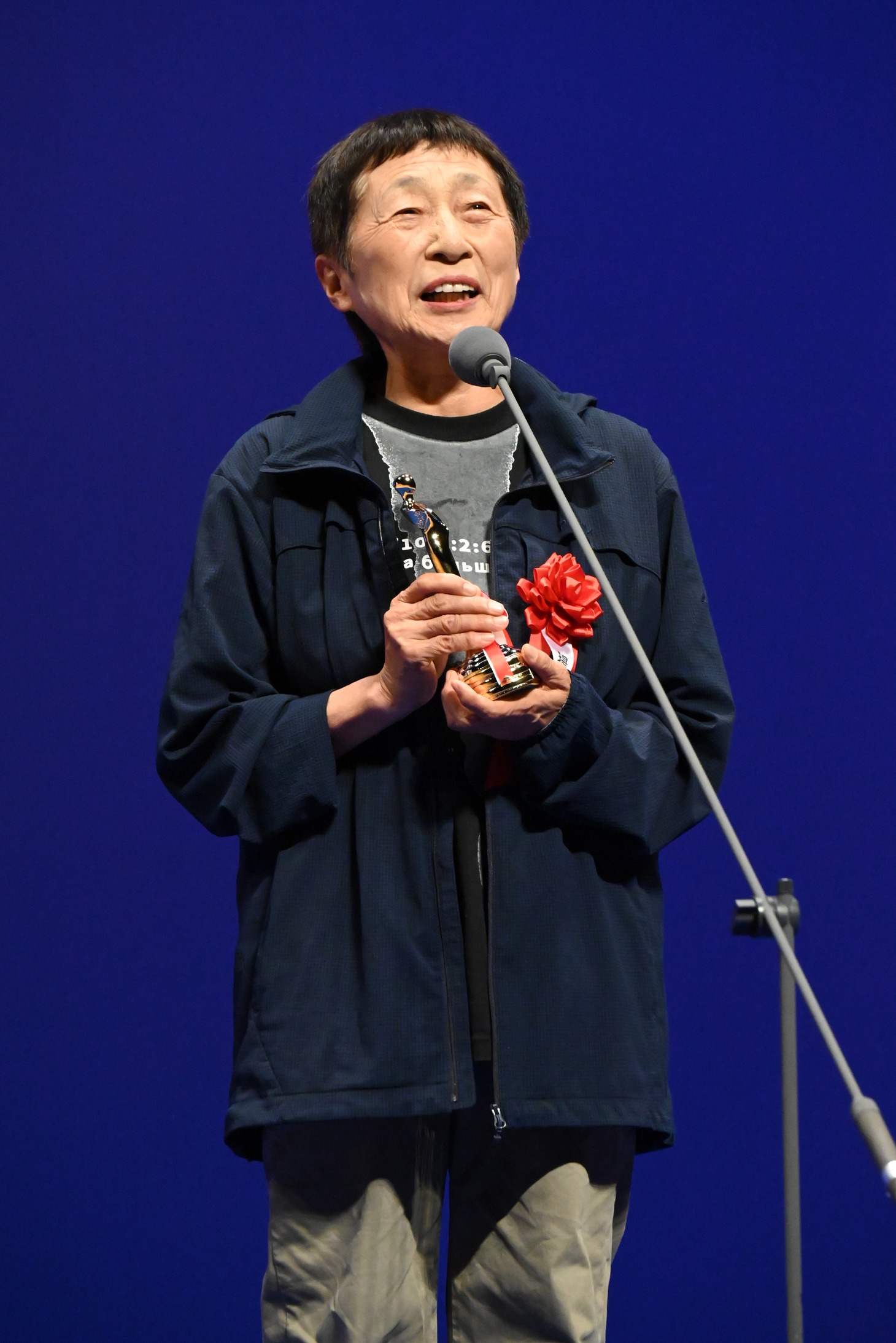 撮影賞を受賞した芦澤明子。