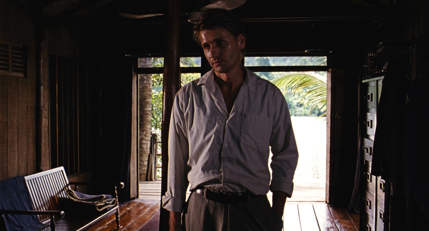 「オルメイヤーの阿房宮」場面写真