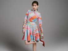 本宮密子役の福原遥。