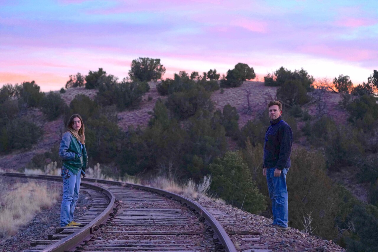 ユアン・マクレガーと娘クララが共演「ブリーディング・ラブ」疎遠な2人の旅路を描く予告