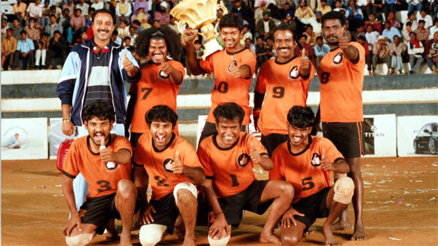 「百発百中 -Ghilli」場面写真 (c)Sri Surya Movies