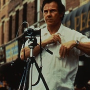ウェイン・ワン監督作「スモーク」が新文芸坐で上映、柴田元幸のトークイベントも