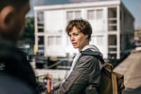 「セーヌ川の水面の下に」場面写真