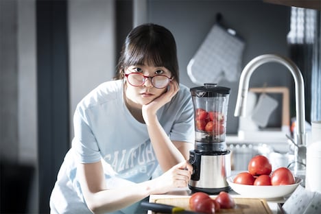 「壁越しの彼女」場面写真