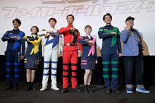 左から林剛史、木下あゆ美、吉田友一、さいねい龍二、菊地美香、伊藤陽佑、稲田徹。