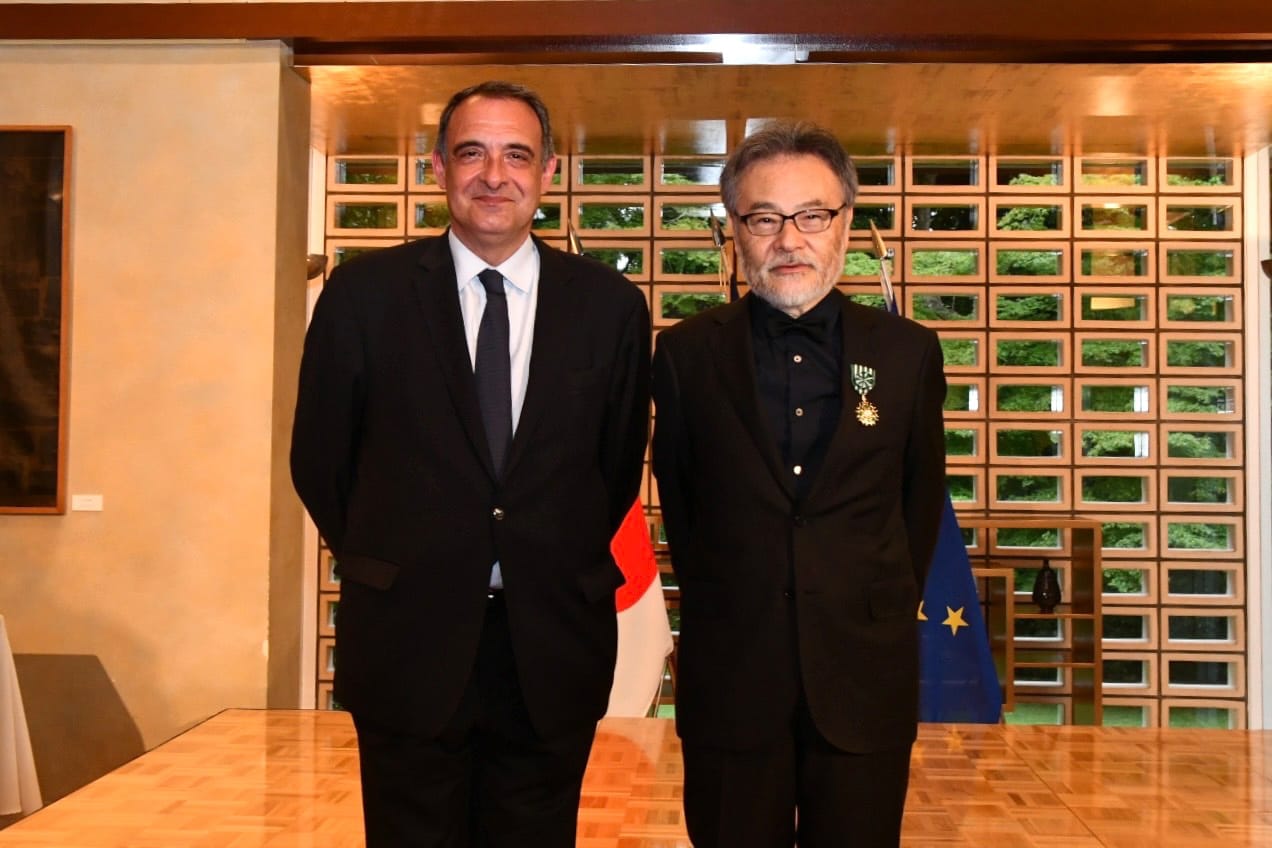 黒沢清がフランスの芸術文化勲章・オフィシエを受章、「驚くべきことです」