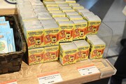「CAFE Secret Recipe」で販売されるグッズの一部。