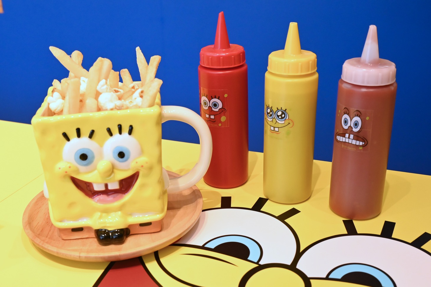 「ハッピーハッピー♪どっかーん！ポテトフライ 3種の特製のソースと共に」