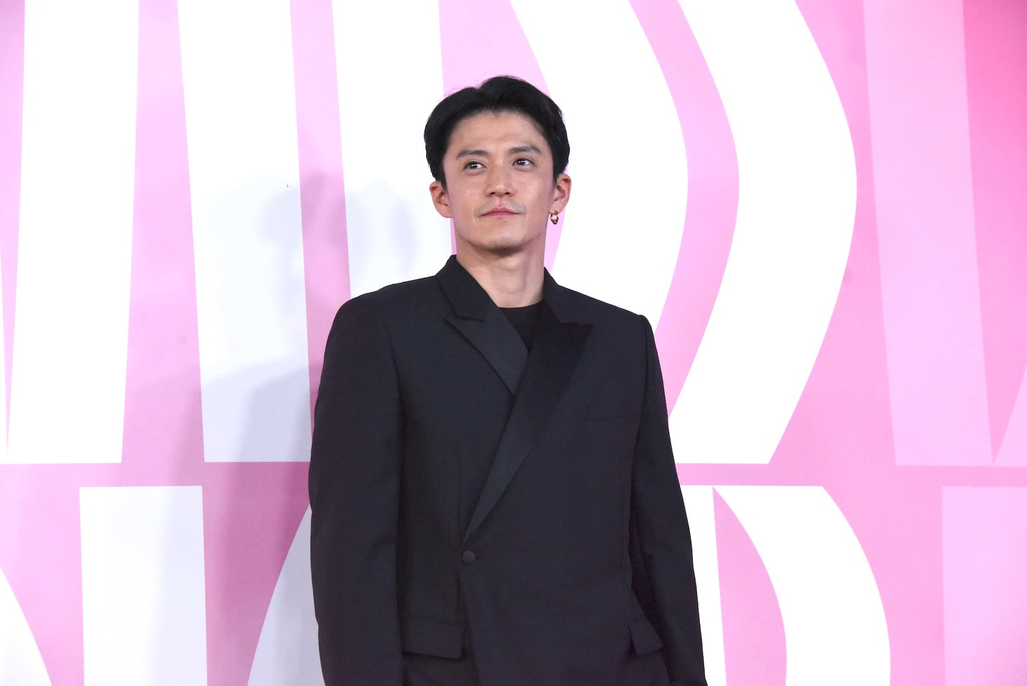 小栗旬