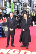 左から要潤、高嶋政宏。