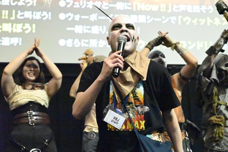 「マッドマックス：フュリオサ」応援上映の様子。