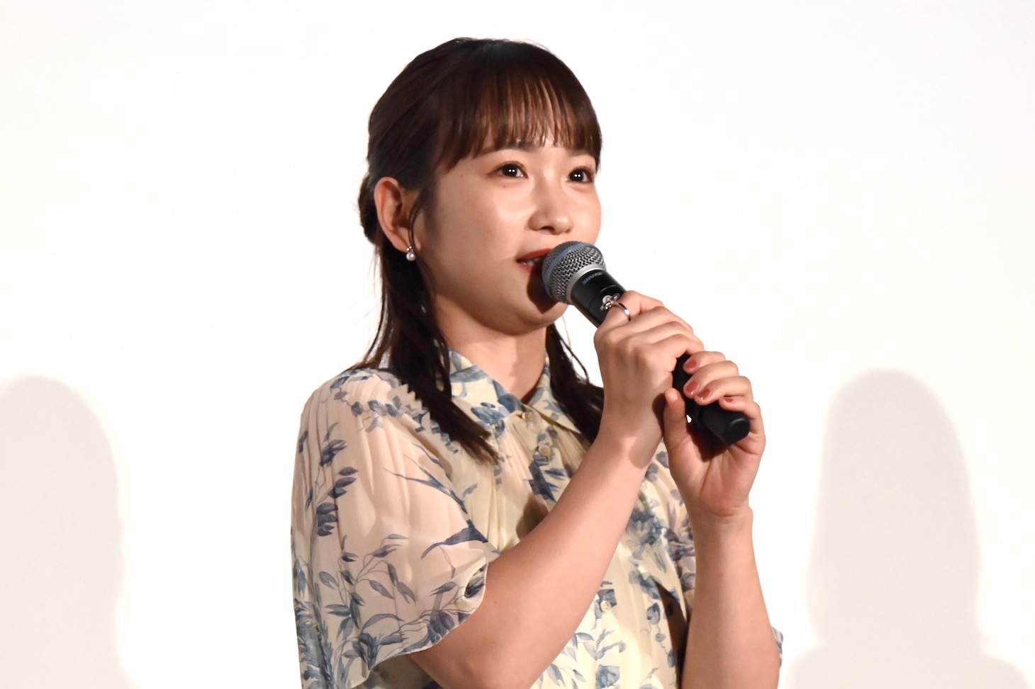川栄李奈