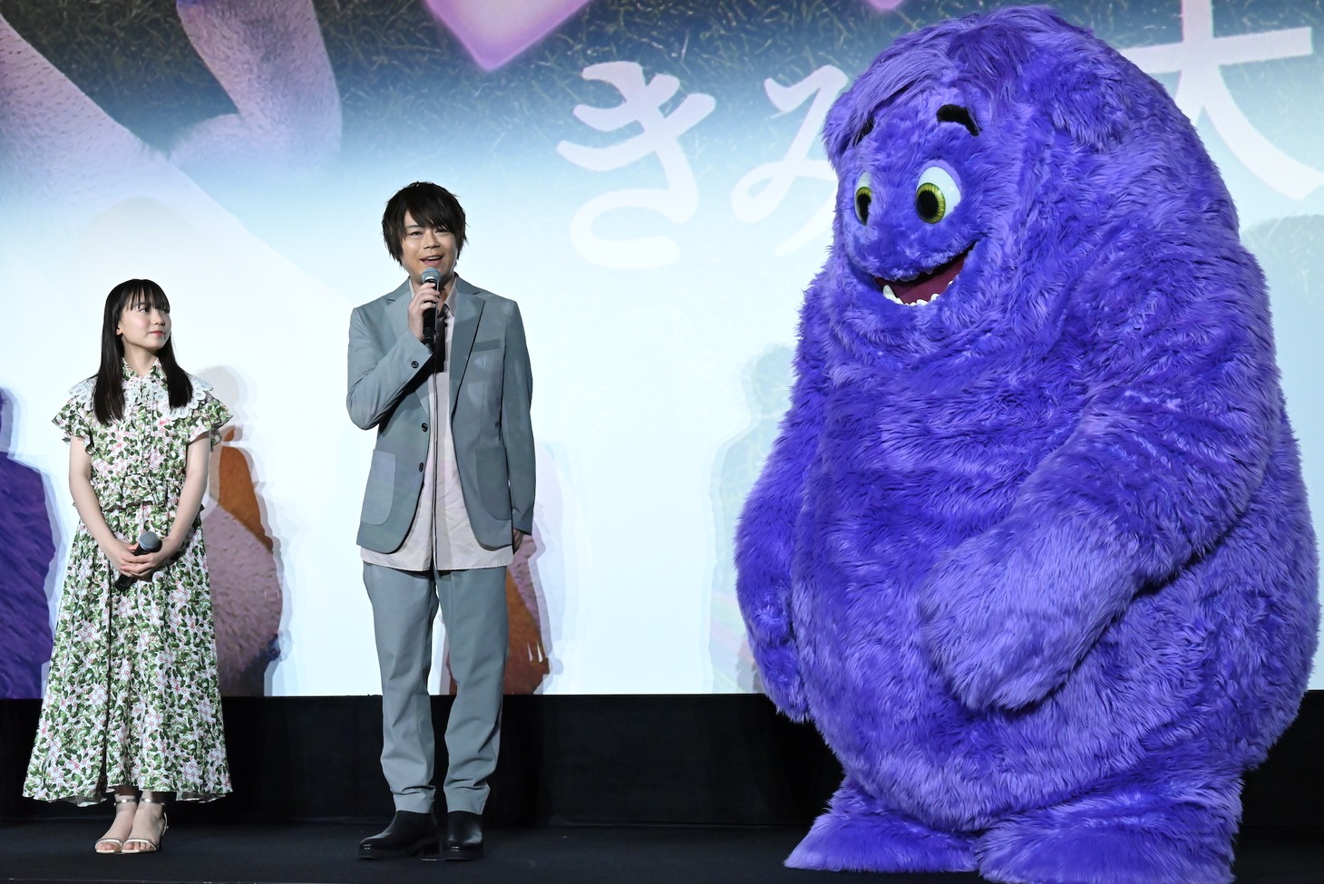「ブルー きみは大丈夫」公開記念舞台挨拶の様子。