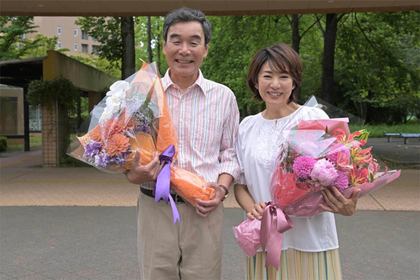肥後克広（左）と片平なぎさ（右）。