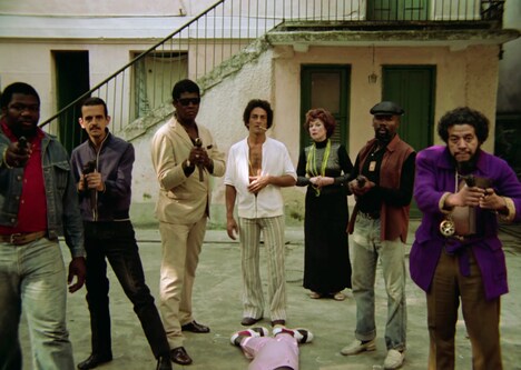 「デビルクイーン」場面写真