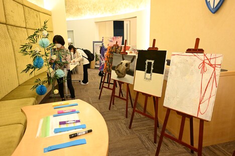 「ブルーピリオド」最速試写会のロビーの様子。