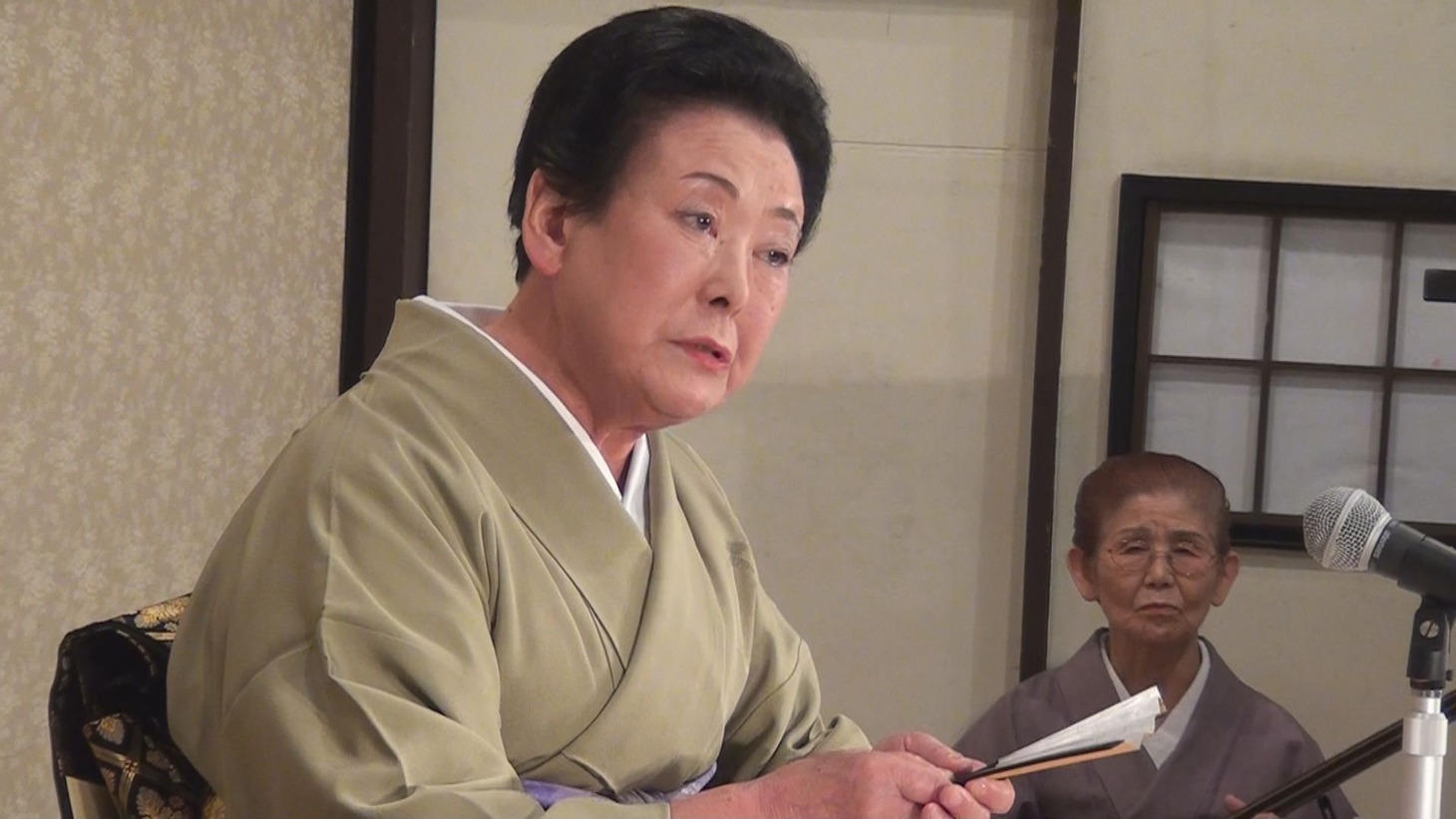 「浪曲師 葵わか葉リターンズ」場面写真