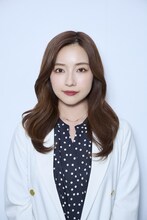 新井由香を演じる村瀬紗英。