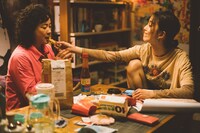 「本日公休」場面写真