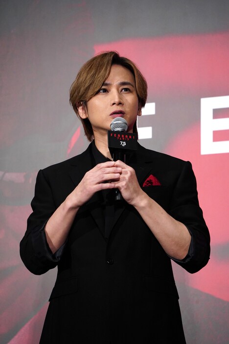 映画「フェラーリ」先行上映会に登壇した堂本光一。