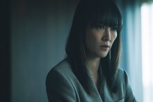 菊地凛子演じる寺田。