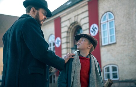 「ぼくの家族と祖国の戦争」場面写真