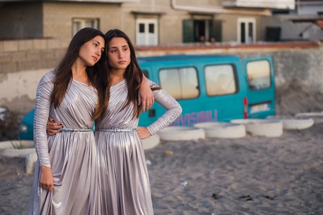 「切り離せないふたり」場面写真