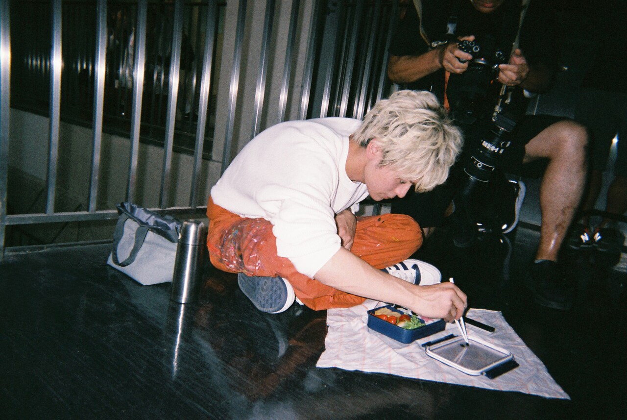 板垣李光人が撮影した「ブルーピリオド」オフショット。